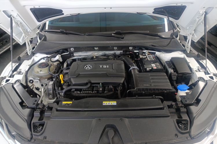 Used Volkswagen CC 2023 380TSI Striking Edition Engine Bay