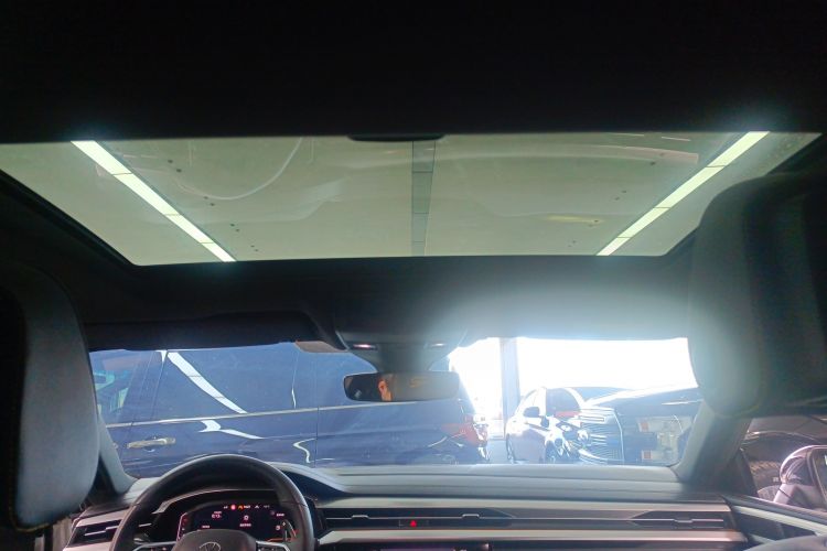 Used Volkswagen CC 2023 380TSI Striking Edition Headliner