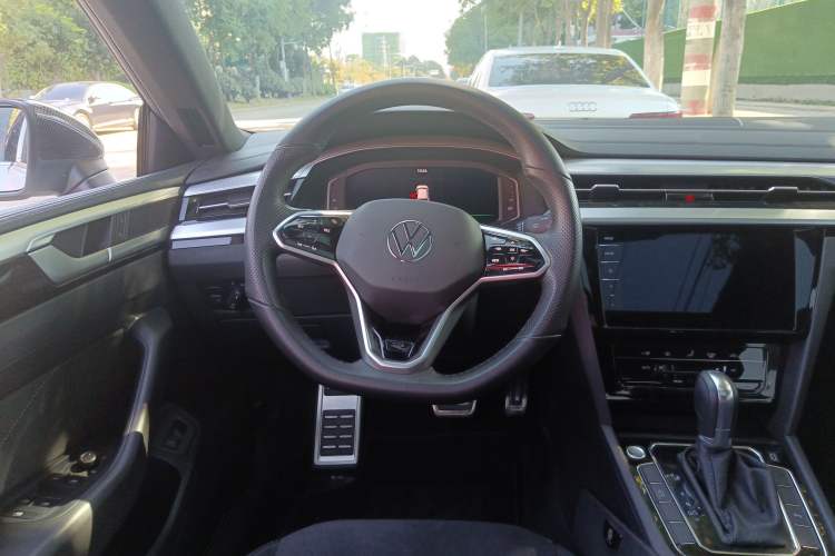 Used Volkswagen CC 2023 330TSI Ignite Edition Steering Wheel