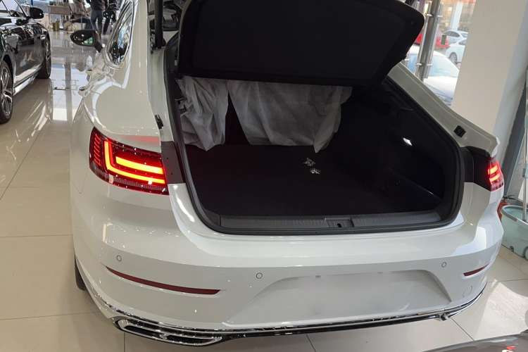 Used Volkswagen CC 2023 380TSI Striking Edition Trunk