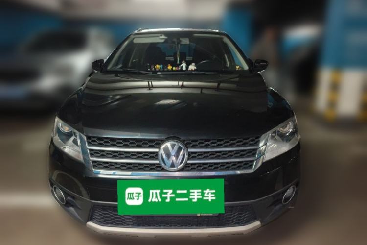 Used Volkswagen Cross Lavida 2014 1.4TSI DSG Front