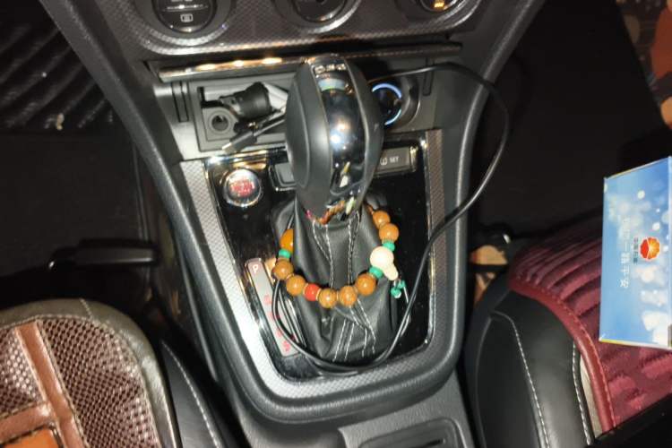 Used Volkswagen Cross Lavida 2014 1.4TSI DSG Gear Lever