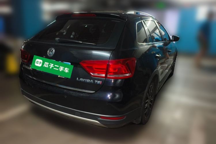 Used Volkswagen Cross Lavida 2014 1.4TSI DSG Rear Right 45 Deg