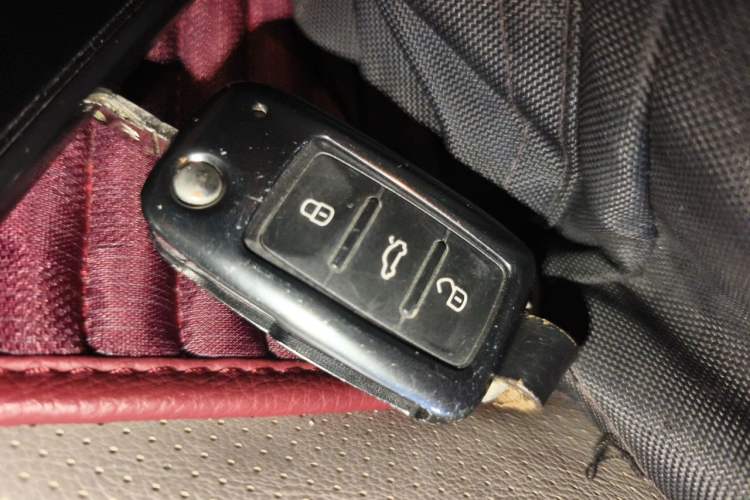 Used Volkswagen Cross Lavida 2014 1.4TSI DSG Vehicle Key