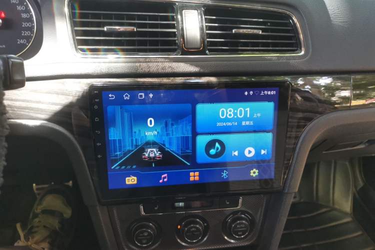 Used Volkswagen Cross Lavida 2014 1.4TSI DSG Audio And AC Panel