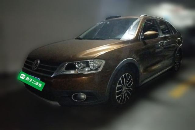 Used Volkswagen Cross Lavida 2014 1.4TSI DSG