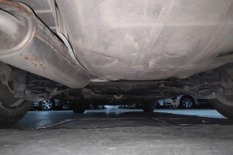 Used Volkswagen Cross Lavida 2014 1.6L Automatic Chassis Rear