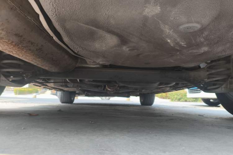 Used Volkswagen Cross Lavida 2014 1.6L Automatic Chassis Rear