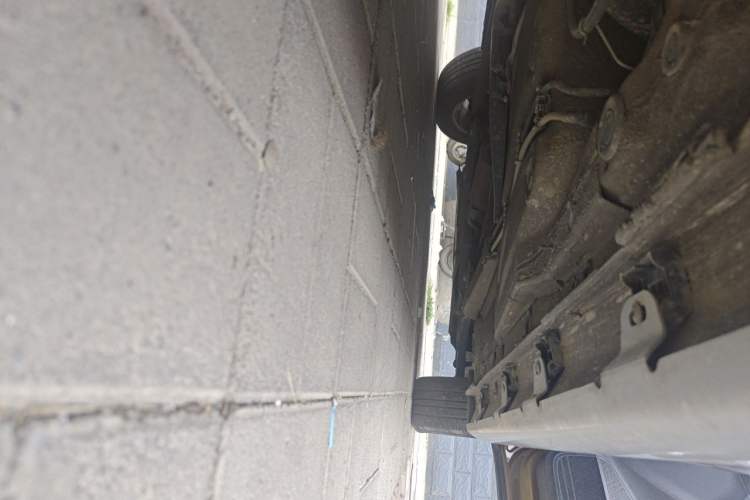 Used Volkswagen Cross Lavida 2014 1.6L Automatic Chassis Rear Right
