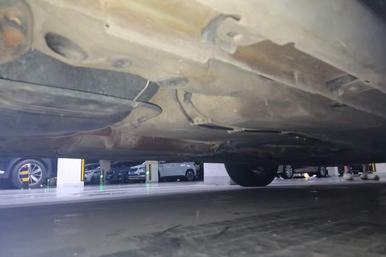 Used Volkswagen Cross Lavida 2014 1.4TSI DSG Chassis Rear Right