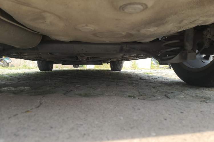 Used Volkswagen Cross Lavida 2014 1.6L Automatic Chassis Rear