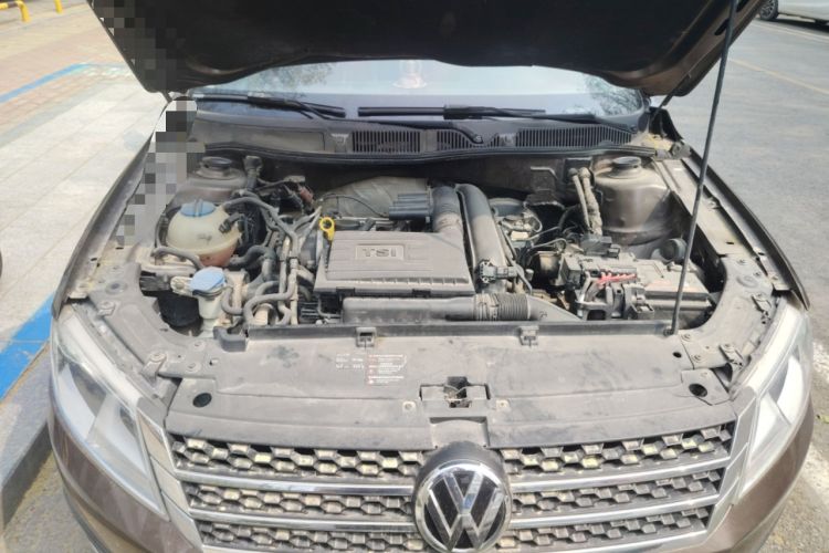 Used Volkswagen Cross Lavida 2014 1.4TSI DSG Engine Bay