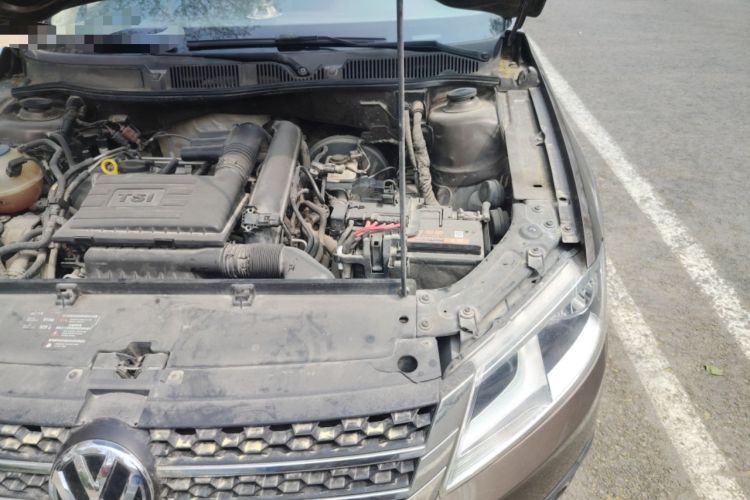 Used Volkswagen Cross Lavida 2014 1.4TSI DSG Engine Bay Left