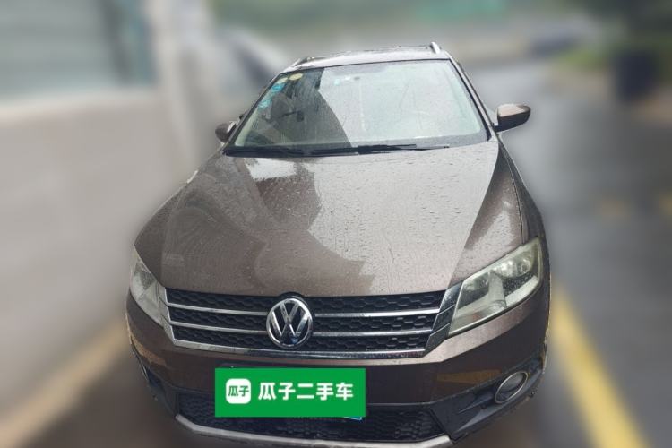 Used Volkswagen Cross Lavida 2014 1.4TSI DSG Exterior 1