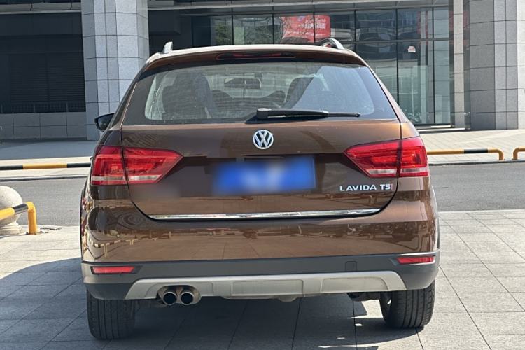 Used Volkswagen Cross Lavida 2014 1.4TSI DSG Exterior 2