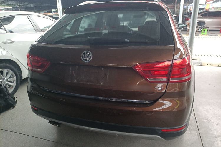 Used Volkswagen Cross Lavida 2014 1.4TSI DSG Exterior 4