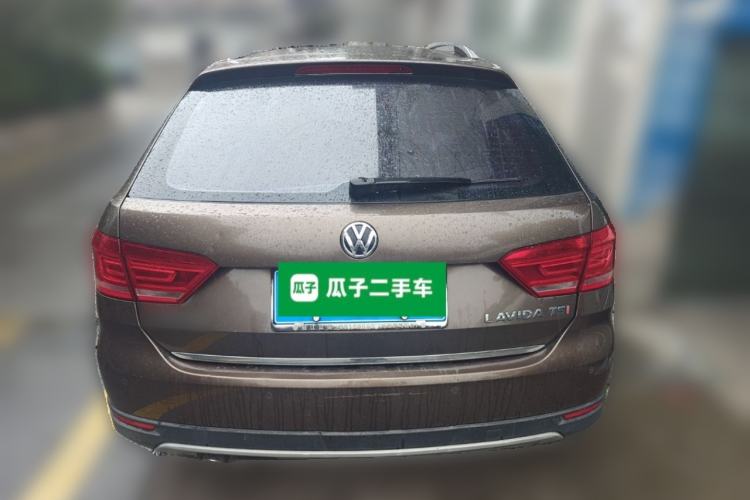 Used Volkswagen Cross Lavida 2014 1.4TSI DSG Exterior 4