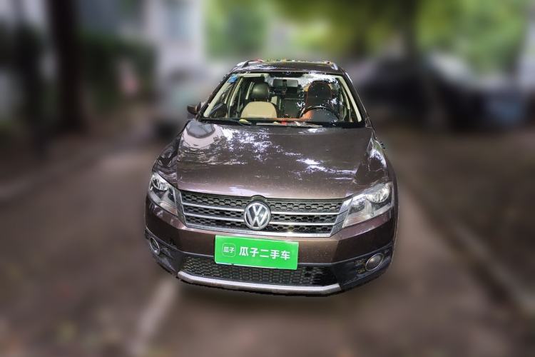 Used Volkswagen Cross Lavida 2014 1.4TSI DSG Front