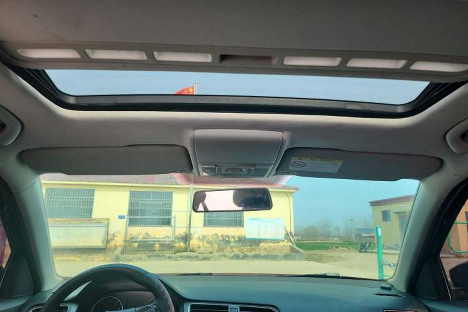 Used Volkswagen Cross Lavida 2014 1.4TSI DSG Headliner
