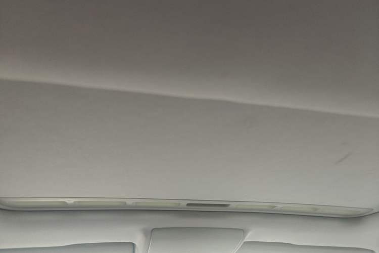 Used Volkswagen Cross Lavida 2014 1.4TSI DSG Headliner