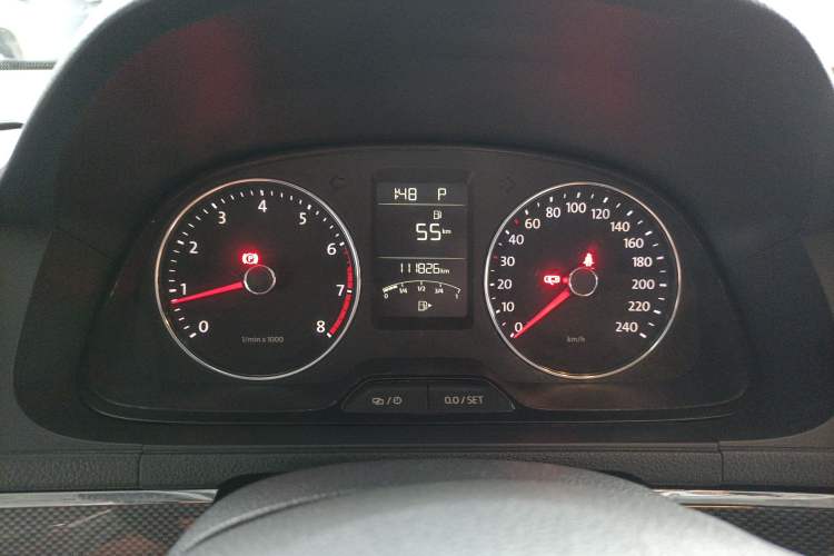 Used Volkswagen Cross Lavida 2014 1.4TSI DSG Instrument Cluster