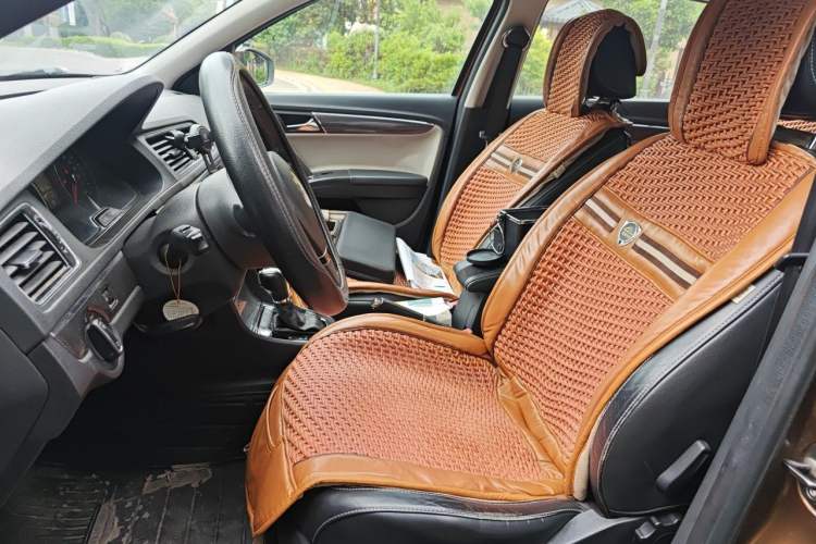 Used Volkswagen Cross Lavida 2014 1.4TSI DSG Left Front Seat