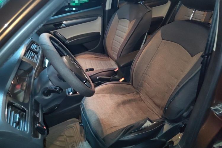 Used Volkswagen Cross Lavida 2014 1.6L Automatic Left Front Seat