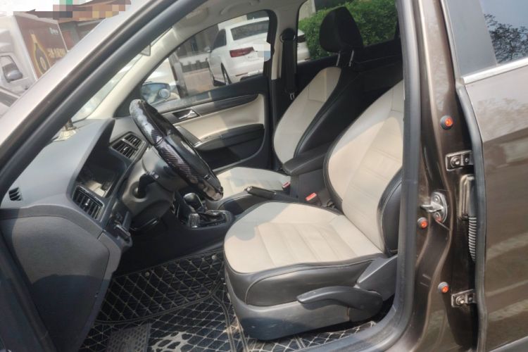 Used Volkswagen Cross Lavida 2014 1.4TSI DSG Left Front Seat