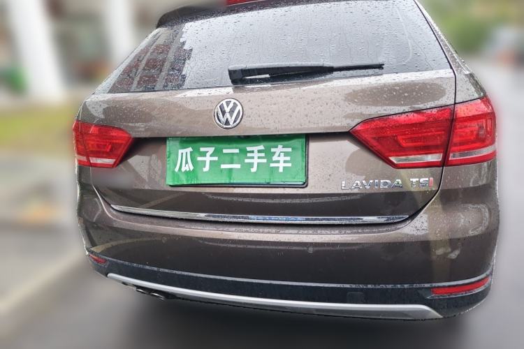 Used Volkswagen Cross Lavida 2014 1.4TSI DSG Rear