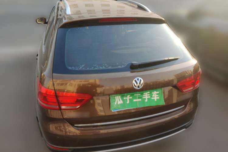 Used Volkswagen Cross Lavida 2014 1.6L Automatic Rear