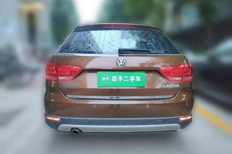 Used Volkswagen Cross Lavida 2014 1.6L Automatic Rear