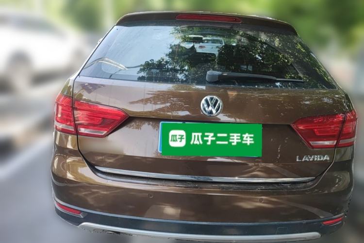 Used Volkswagen Cross Lavida 2014 1.6L Automatic Rear