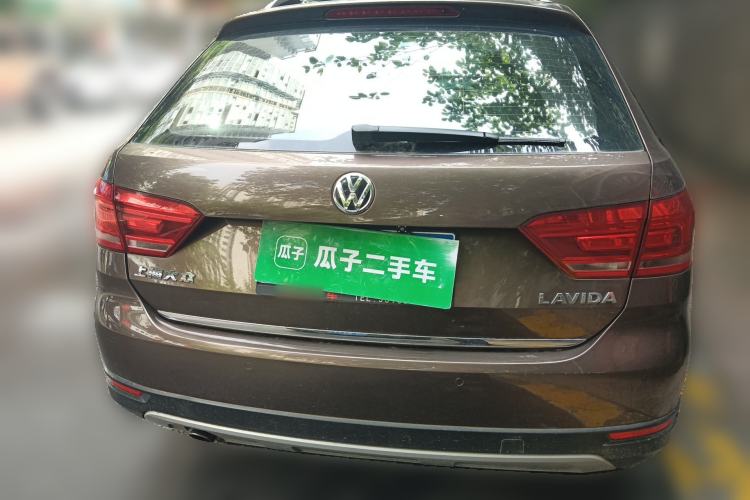 Used Volkswagen Cross Lavida 2014 1.6L Automatic Rear