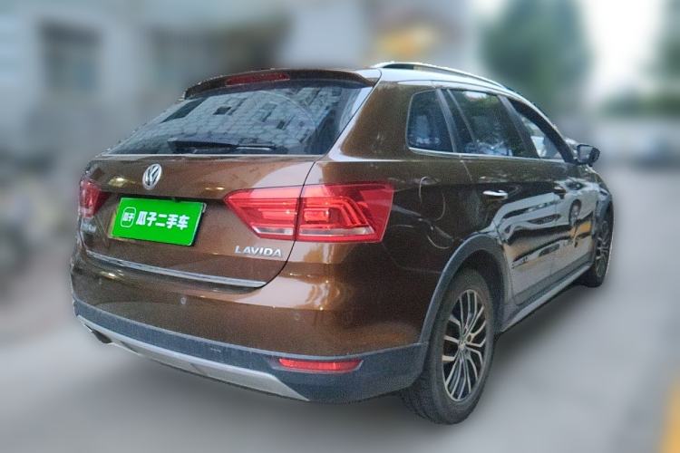 Used Volkswagen Cross Lavida 2014 1.6L Automatic Rear Right 45 Deg