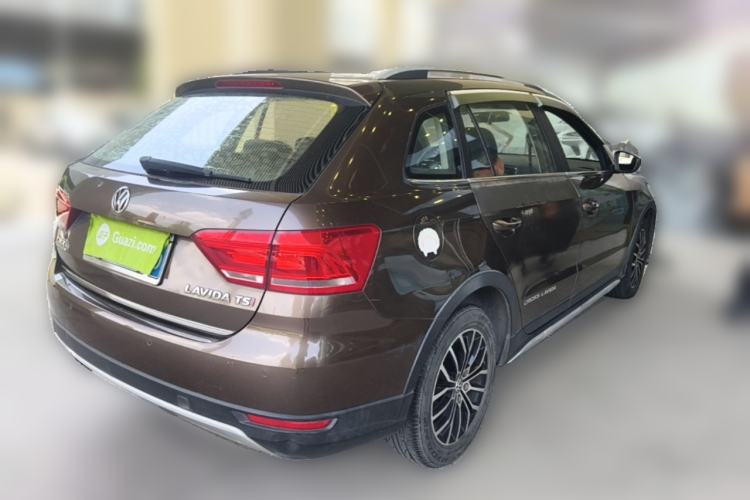 Used Volkswagen Cross Lavida 2014 1.4TSI DSG Rear Right 45 Deg