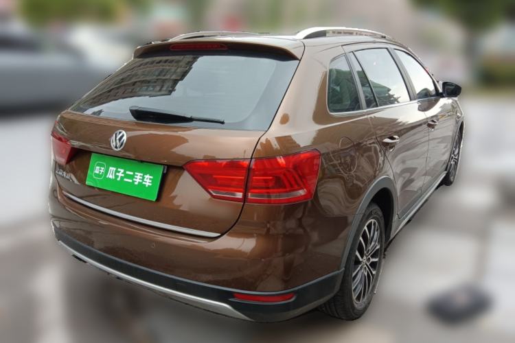 Used Volkswagen Cross Lavida 2014 1.6L Automatic Rear Right 45 Deg