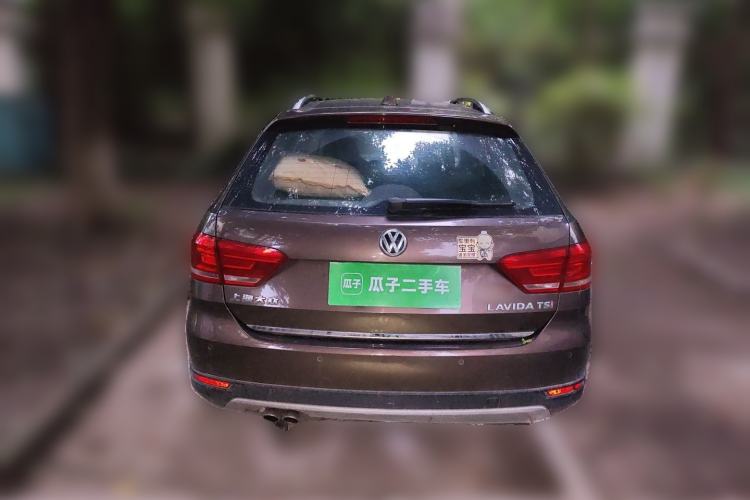 Used Volkswagen Cross Lavida 2014 1.4TSI DSG Rear