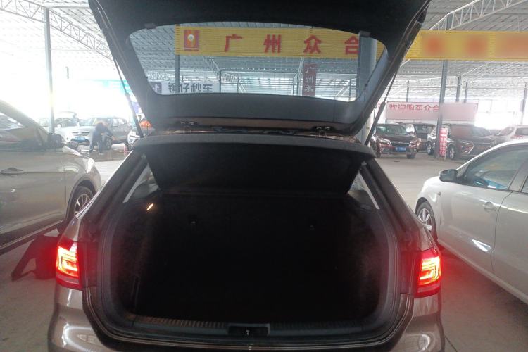 Used Volkswagen Cross Lavida 2014 1.6L Automatic Trunk