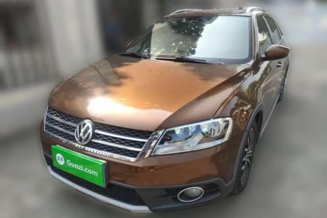 Used Volkswagen Cross Lavida 2014 1.6L Automatic