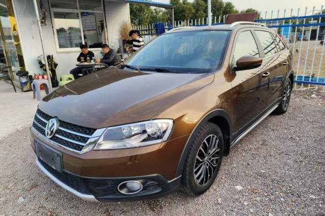 Used Volkswagen Cross Lavida 2014 1.4TSI DSG