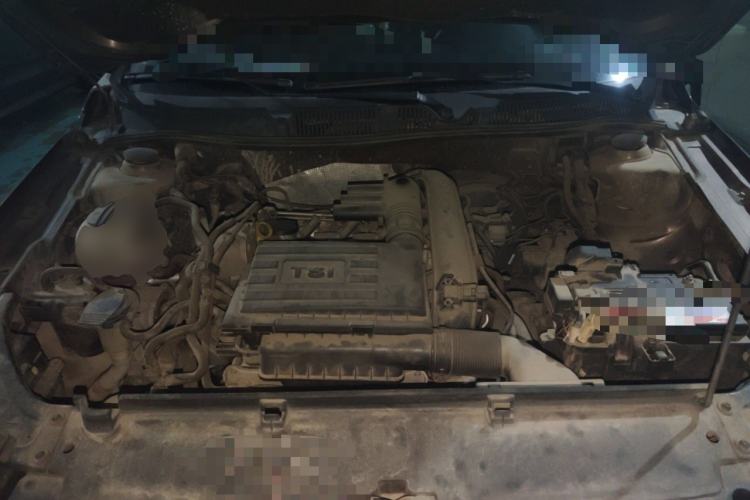 Used Volkswagen Cross Lavida 2014 1.4TSI DSG Engine Bay