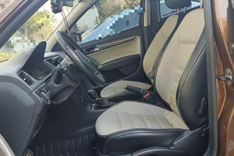Used Volkswagen Cross Lavida 2014 1.4TSI DSG Left Front Seat