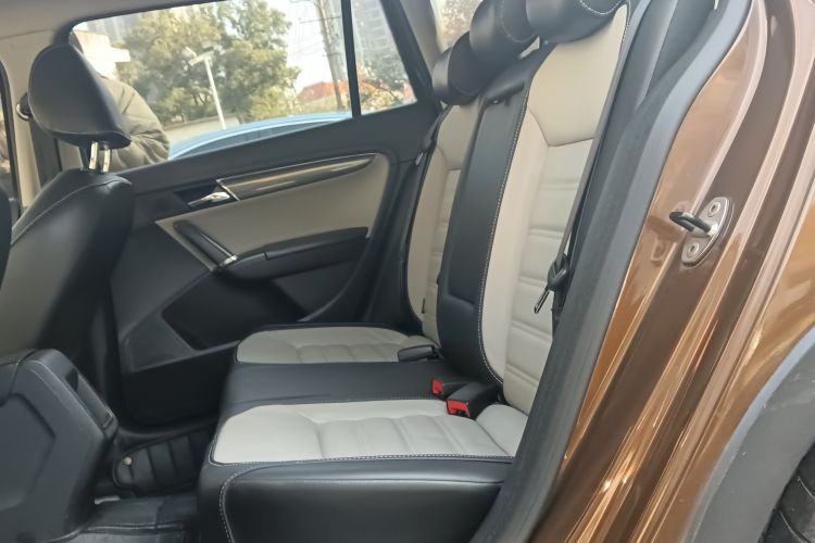 Used Volkswagen Cross Lavida 2014 1.4TSI DSG Left Rear Seat
