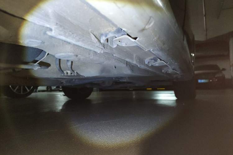 Used Volkswagen Cross Lavida 2014 1.4TSI DSG Chassis Rear Right