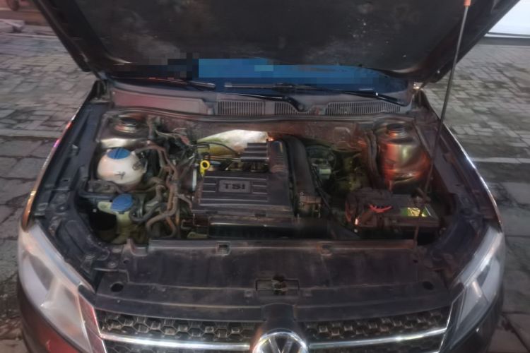 Used Volkswagen Cross Lavida 2014 1.4TSI DSG Engine Bay