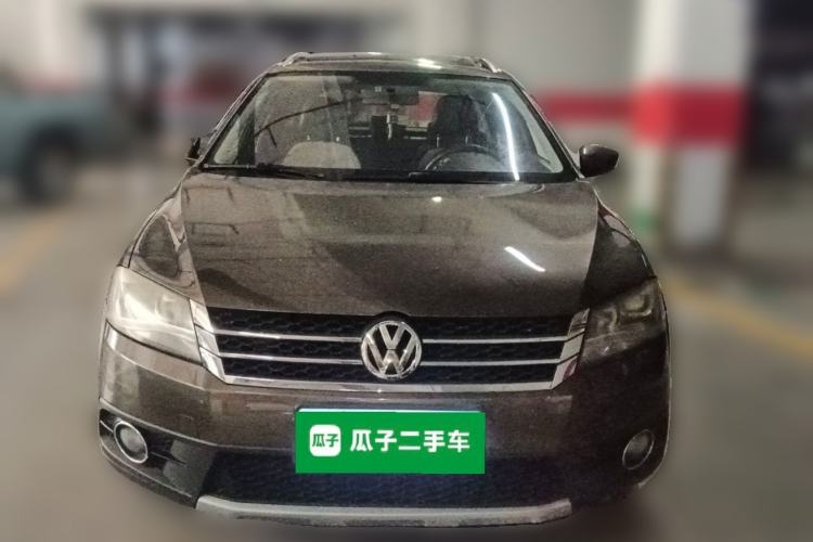 Used Volkswagen Cross Lavida 2014 1.4TSI DSG Front