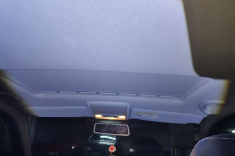Used Volkswagen Cross Lavida 2014 1.4TSI DSG Headliner