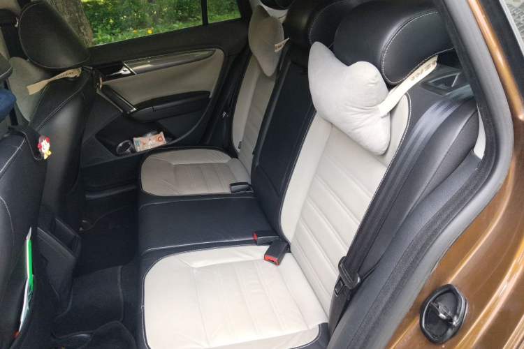 Used Volkswagen Cross Lavida 2014 1.4TSI DSG Left Rear Seat