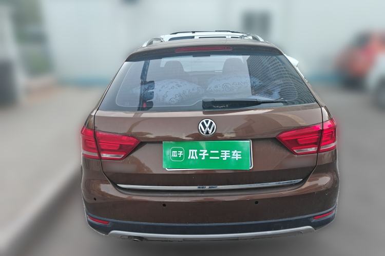 Used Volkswagen Cross Lavida 2014 1.6L Automatic Rear