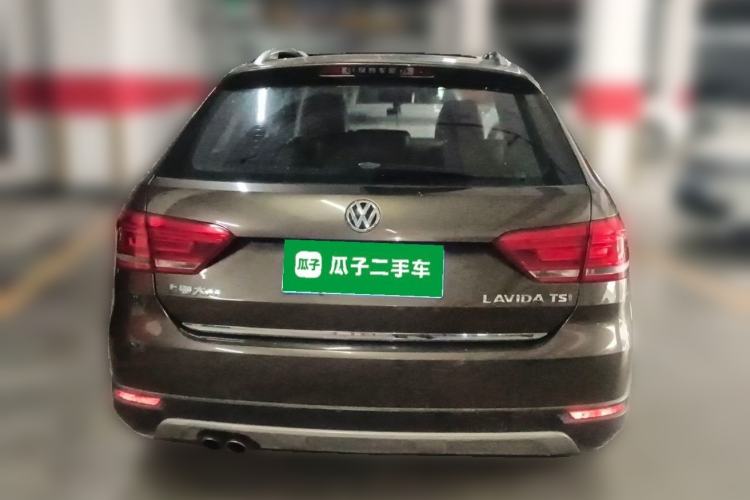 Used Volkswagen Cross Lavida 2014 1.4TSI DSG Rear